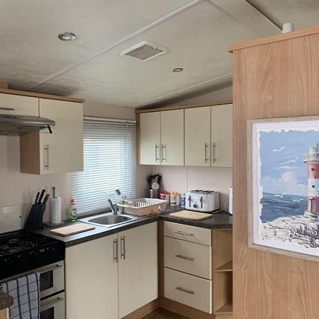 Phoenix Caravan Hire, Trecco Bay Porthcawl Eksteriør billede