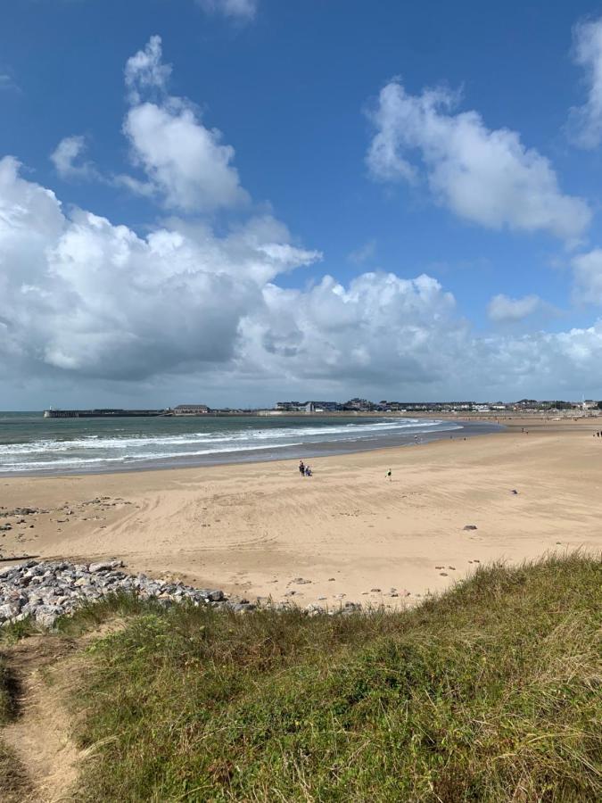 Phoenix Caravan Hire, Trecco Bay Porthcawl Eksteriør billede